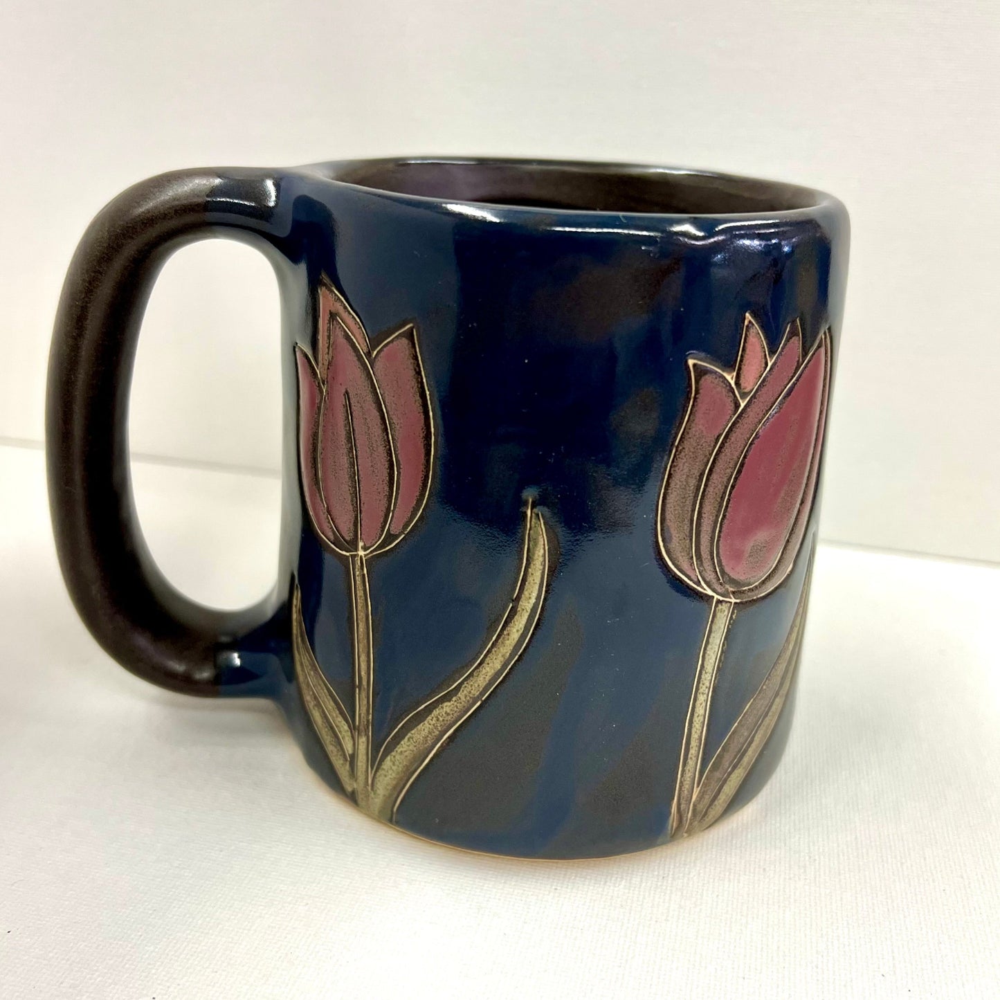 Blaze Tulip Mug 16oz
